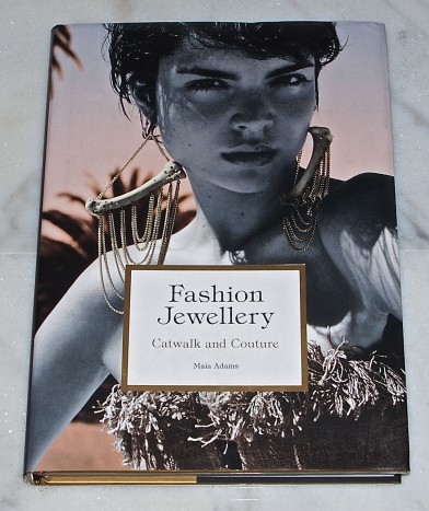 Books | Fashion Jewellery | Catwalk and Couture Books | Fashion Jewellery | Catwalk and Couture